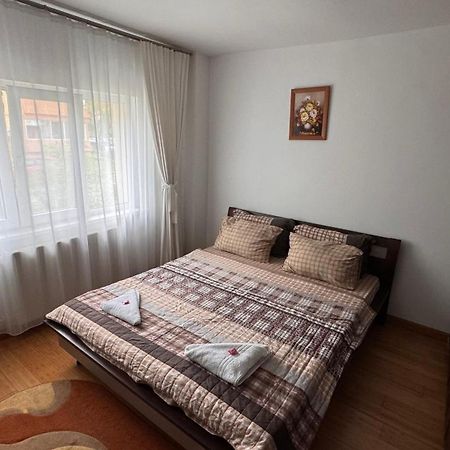 Apartament 3 Camere Отопени Экстерьер фото