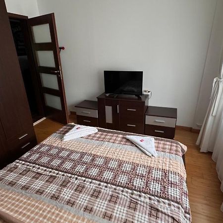 Apartament 3 Camere Отопени Экстерьер фото